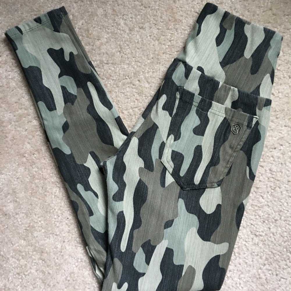 Small Camo A&D Jeggings